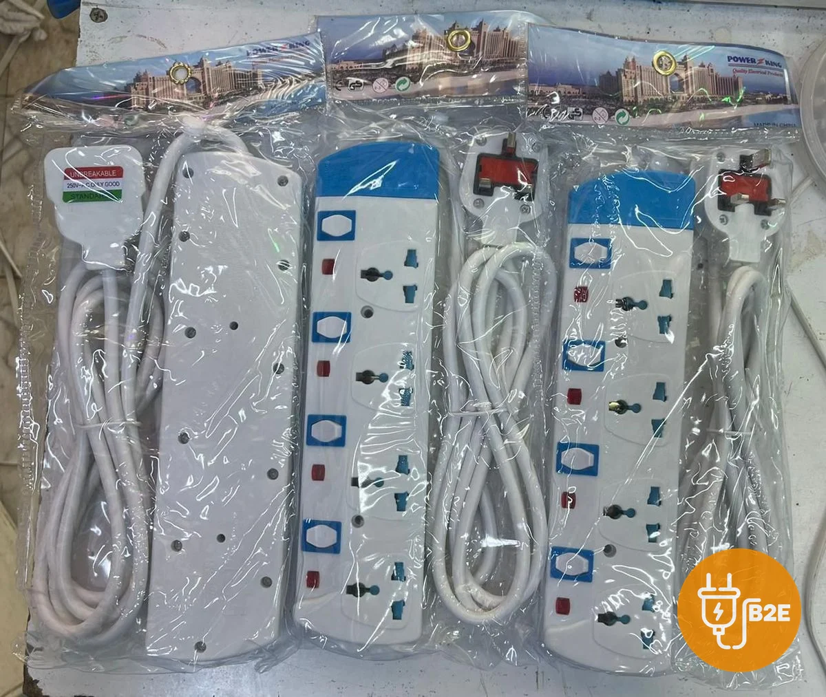 Universal 4-Way Extension Socket No. 194