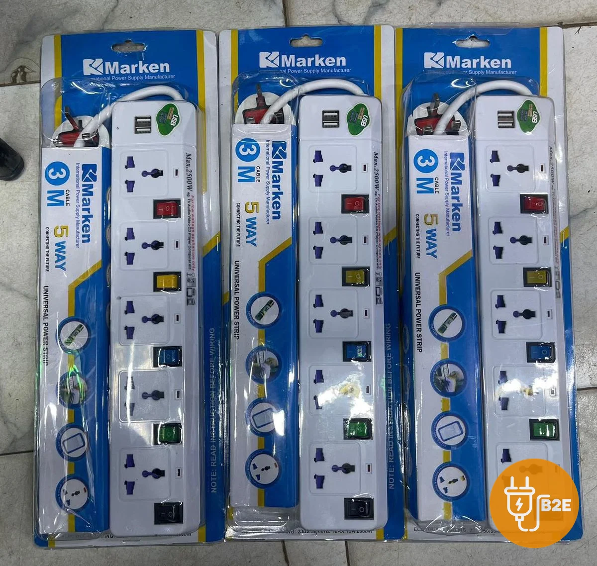 Marken 5-Way Universal Extension with 2 USB (3m) - 2
