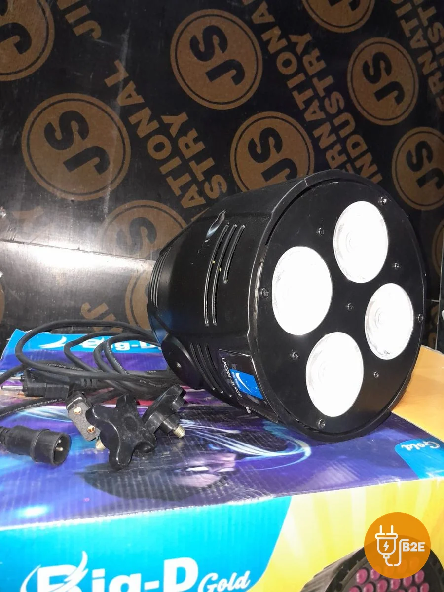 STAGE LIGHT 4 EYE COB LED PER LIGHT WW+WH